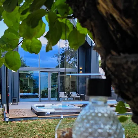 Villa Deer Haven *